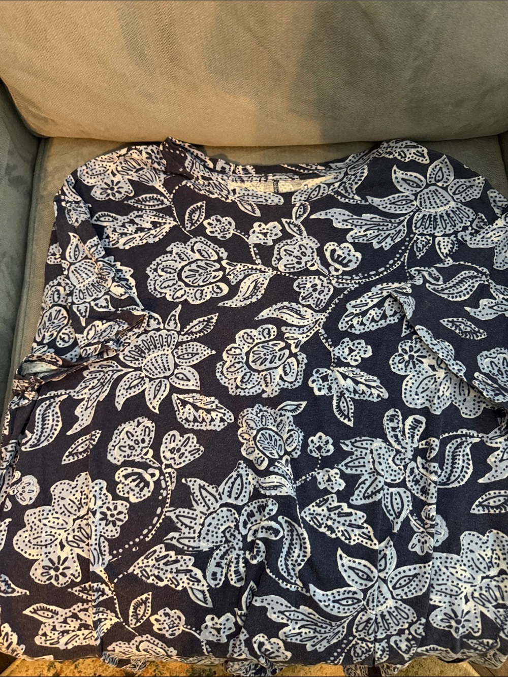 Free People Navy and White Floral Short Sleeve Tee